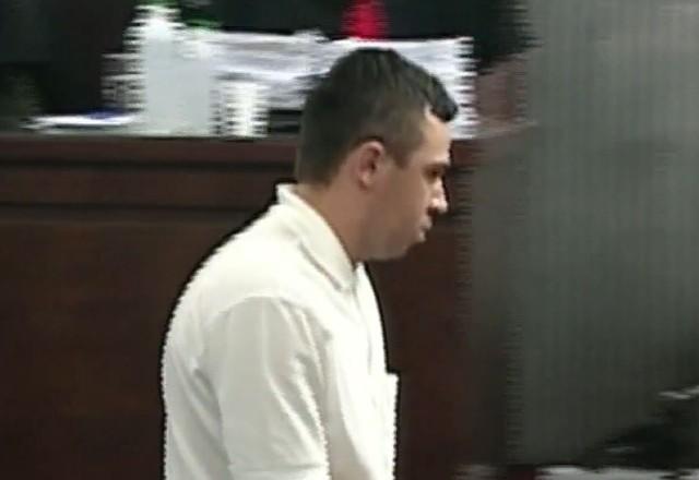 Assassino de Eloá, Lindemberg Alves vai para o regime semiaberto