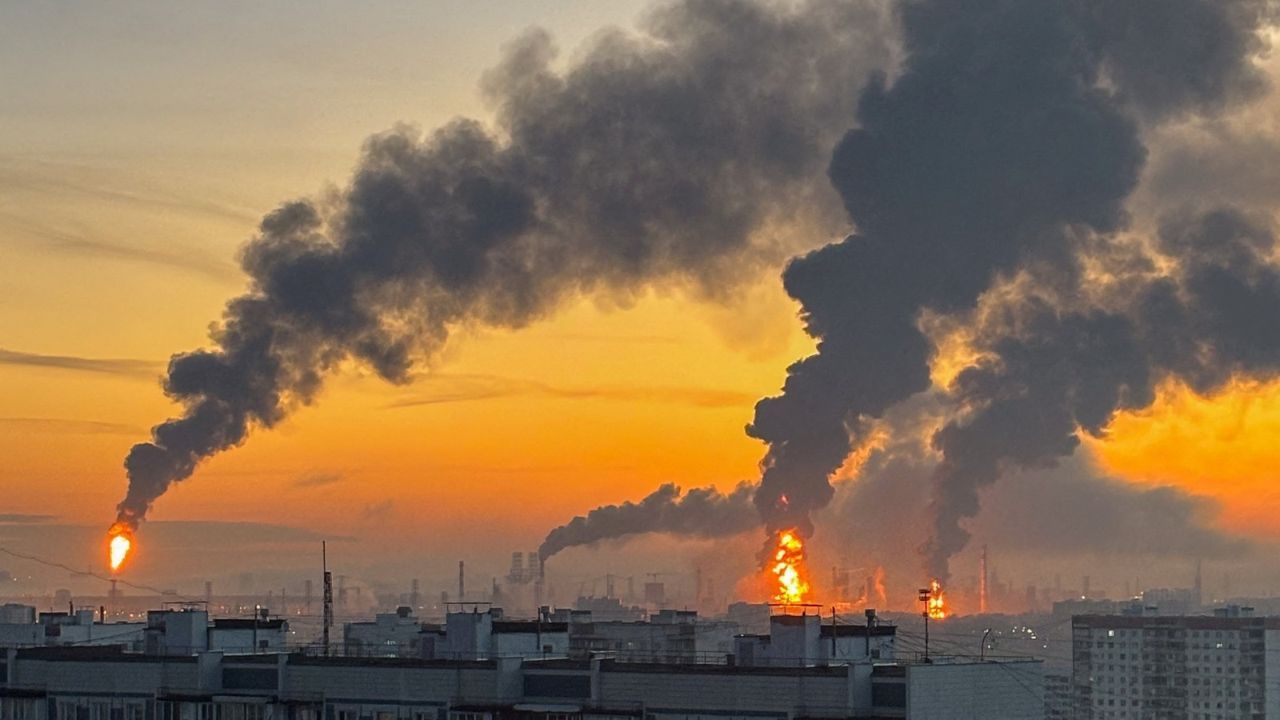 Ucrânia retoma ataques contra refinarias de petróleo russas