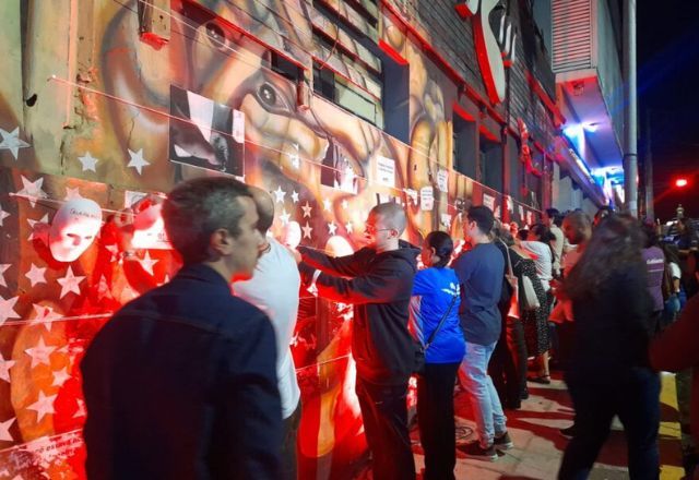 Ato na madrugada marca os 11 anos da tragédia da boate Kiss, em Santa Maria (RS) | Redes sociais