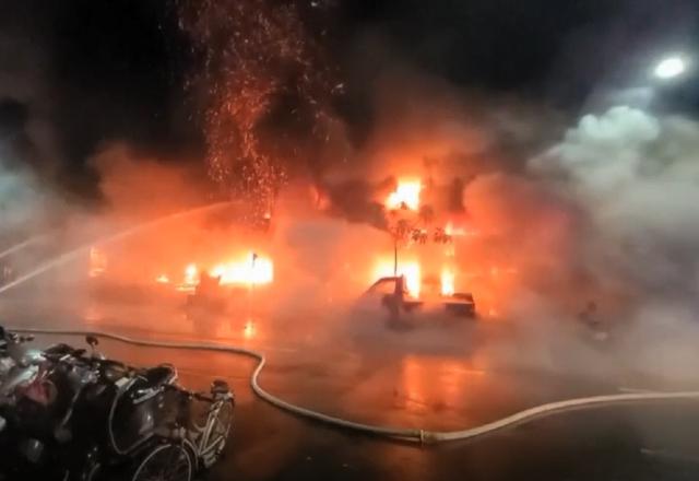 Incêndio deixa mais de 40 mortos em Taiwan