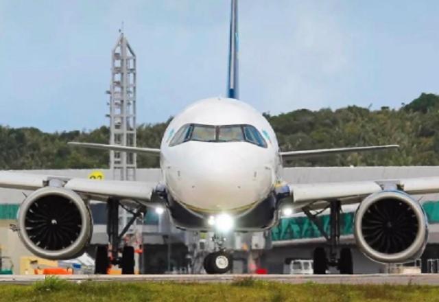 Avião