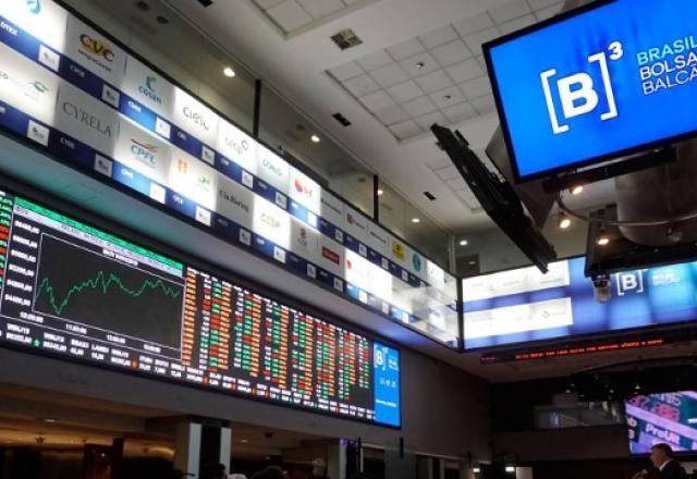 Imagem da notícia: Ibovespa acompanha queda global após inflação dos EUA Imagem da notícia: Ibovespa acompanha queda global após inflação dos EUA