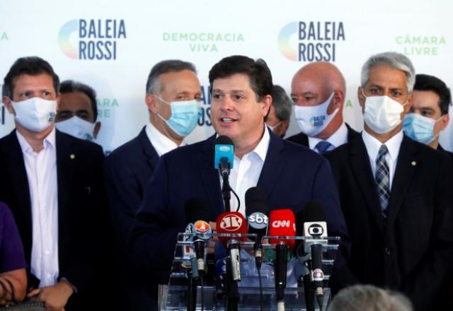 Baleia Rossi discursa no lançamento de sua campanha para a presidência da Câmara.