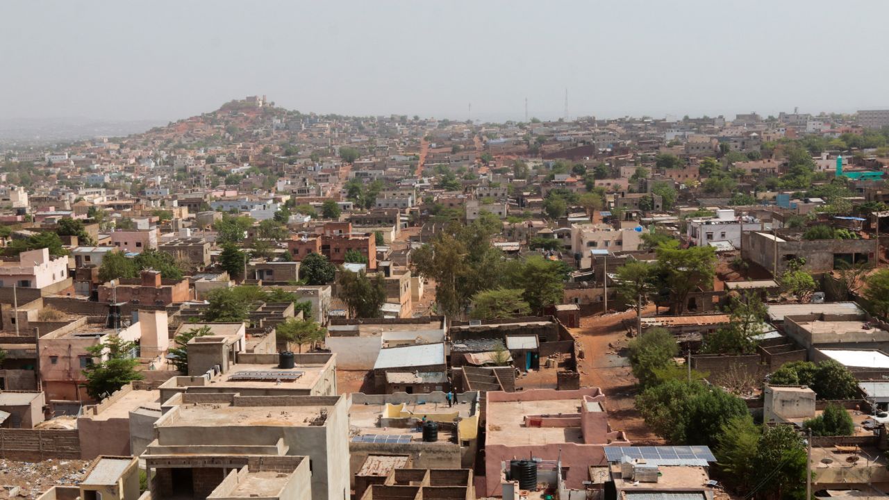 Imagem da notícia: Jihadistas matam mais de 100 soldados em ataque no Mali Imagem da notícia: Jihadistas matam mais de 100 soldados em ataque no Mali