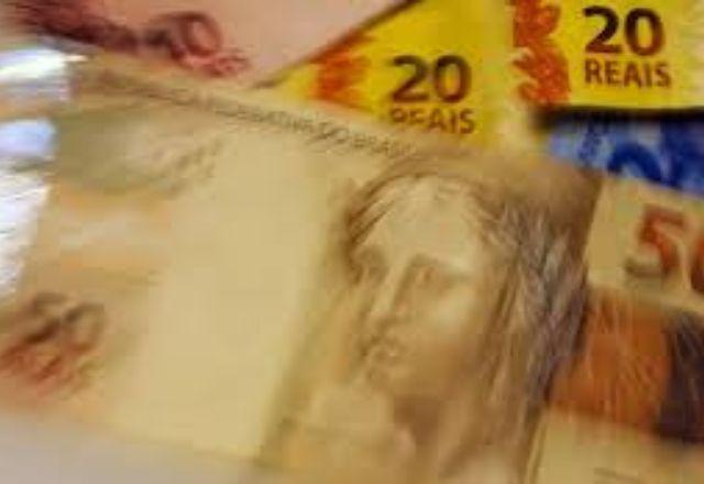 Economistas avaliam que Copom subiu juros " dentro das expectativas"
