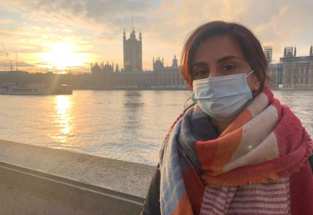 O "pensamento do dever": a covid em Londres por uma fonoaudióloga brasileira