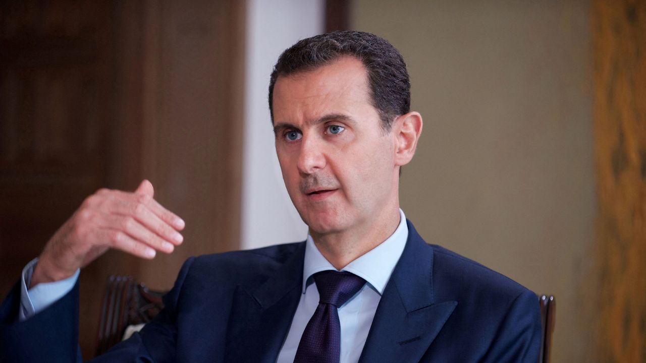 Bashar al-Assad durante entrevista 1º de julho de 2016 | SANA/Divulgação via reuters