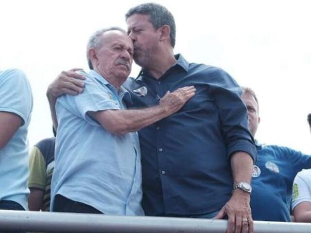 Morre ex-senador Benedito de Lira, pai de Arthur Lira, aos 82 anos 
