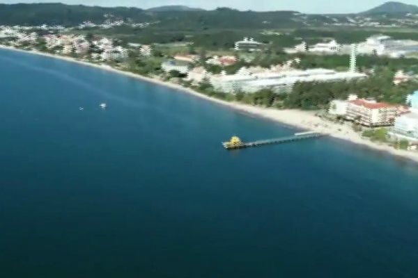 Biólogos alertam para o perigo do lixo descartado nos oceanos Biólogos alertam para o perigo do lixo descartado nos oceanos