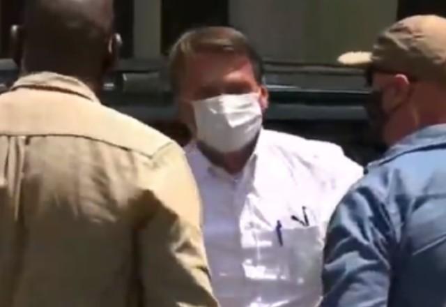 Bolsonaro chega ao Rio de Janeiro para 2º turno das eleições municipais
