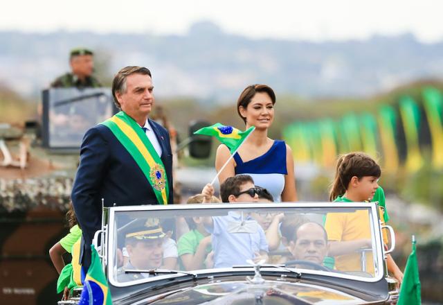 Bolsonaro durante desfile no 7 de Setembro