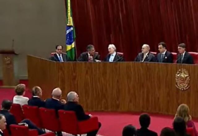 Bolsonaro e Lula na posse de Moraes