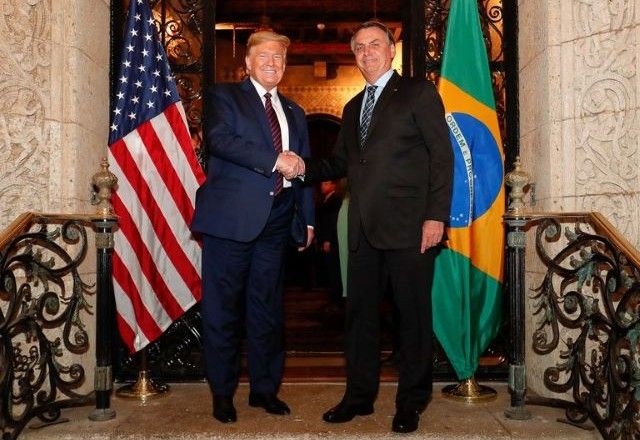 Bolsonaro e Trump em foto de 2020 | Divulgação/Alan Santos/PR