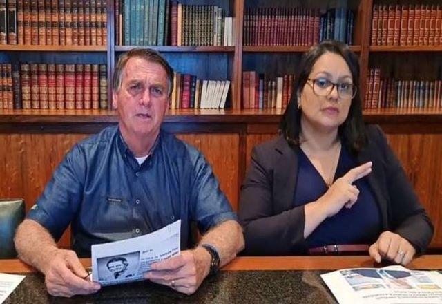 Bolsonaro em live que foi banida do facebook