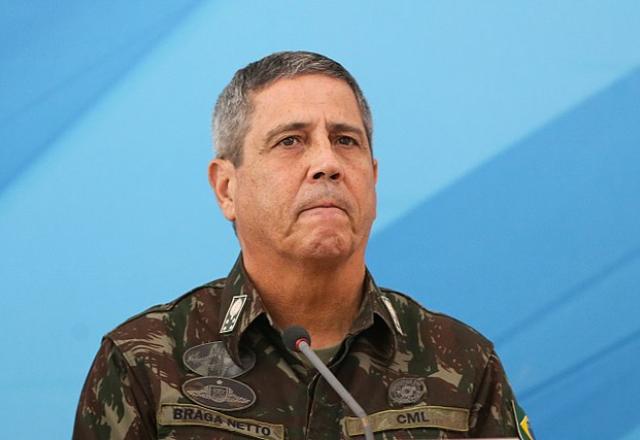 Braga Netto deixa Casa Civil e assume assessoria da União
