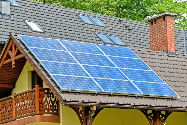 Brasil bate recorde em geração de energia solar Brasil bate recorde em geração de energia solar