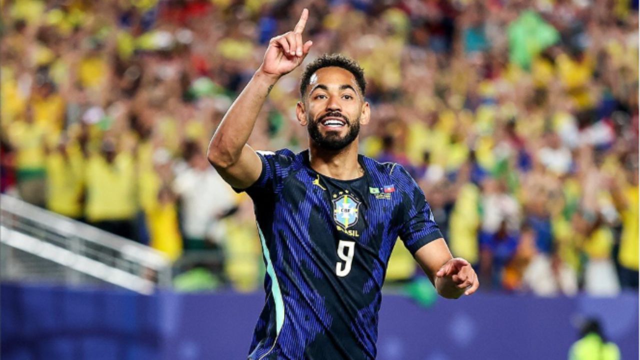 Matheus Cunha foi o nome do jogo e marcou duas vezes | Redes Sociais / Reprodução