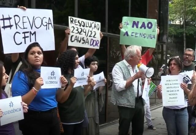 CFM é alvo de protestos