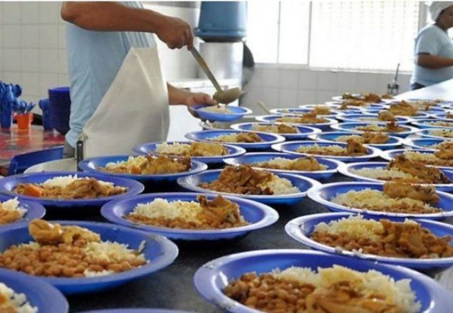 Café, arroz e feijão são os alimentos mais consumidos, aponta IBGE Café, arroz e feijão são os alimentos mais consumidos, aponta IBGE