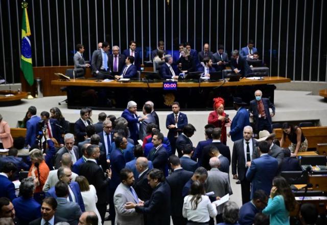 Câmara aprova MP da reorganização ministerial