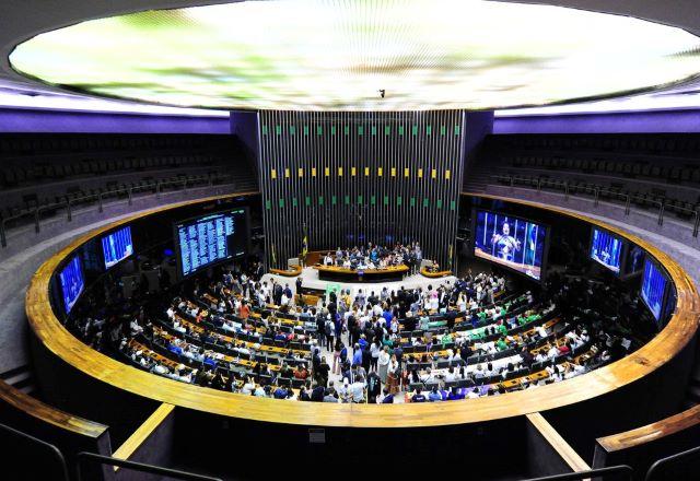 Câmara aprova piso nacional da enfermagem