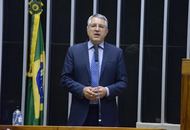 Alexandre Padilha na tribuna da Câmara dos Deputados | Foto: Wesley Amaral/Câmara dos Deputados