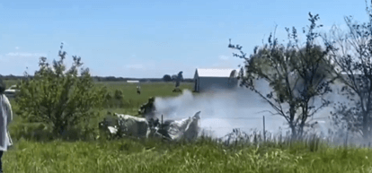 Avião com paraquedistas cai e deixa 12 mortos no Missouri