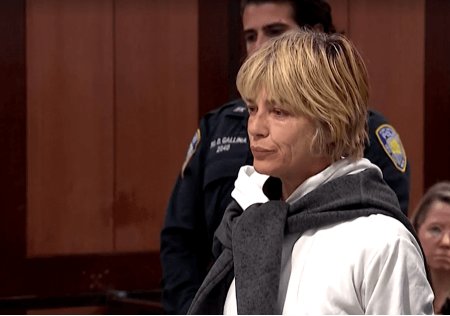 Atriz de Legalmente Loira se diz inocente em confusão em voo