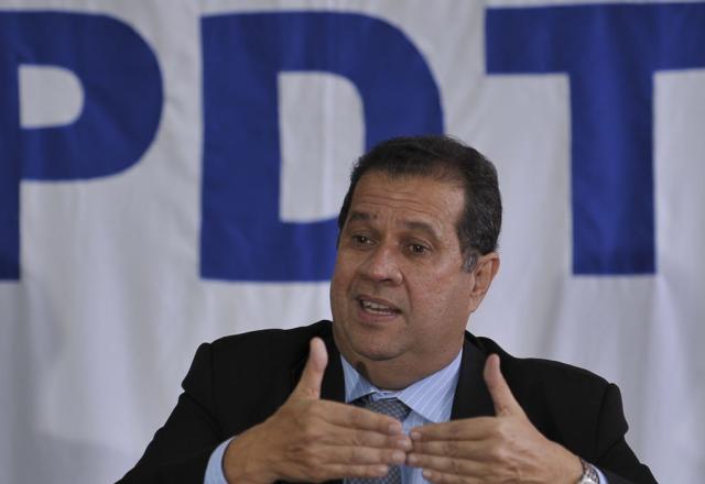 Carlos Lupi