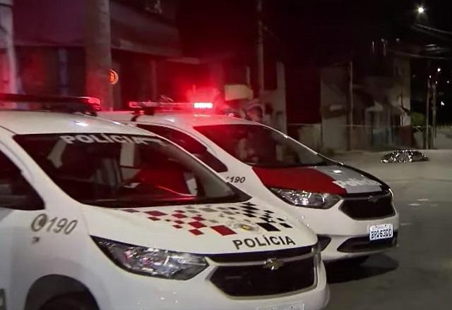 Carros da polícia militar de SP