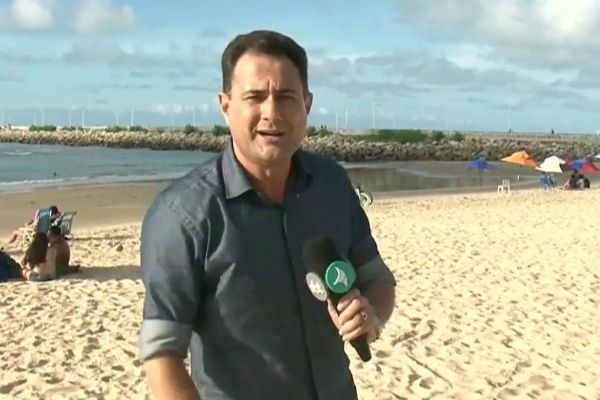 Casal protagoniza cenas íntimas em praia do Ceará e causa confusão