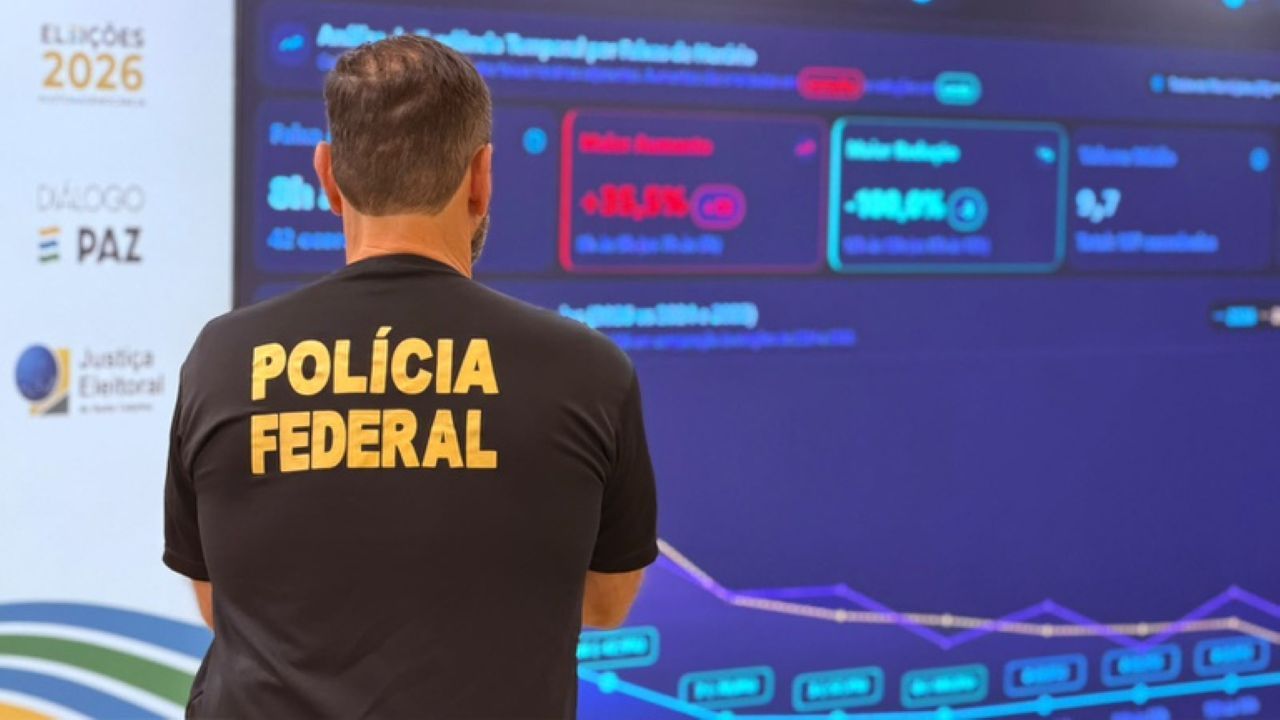 PF detém R$ 789 mil e abre inquéritos por crimes eleitorais PF detém R$ 789 mil e abre inquéritos por crimes eleitorais