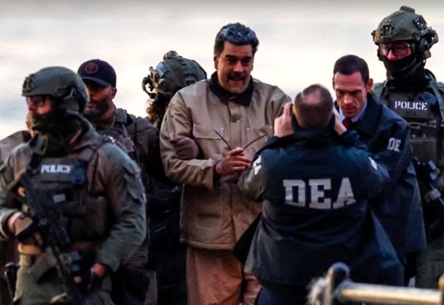 Nicolás Maduro é levado para audiência em Tribunal Federal dos EUA, em janeiro | Reprodução/Reuters