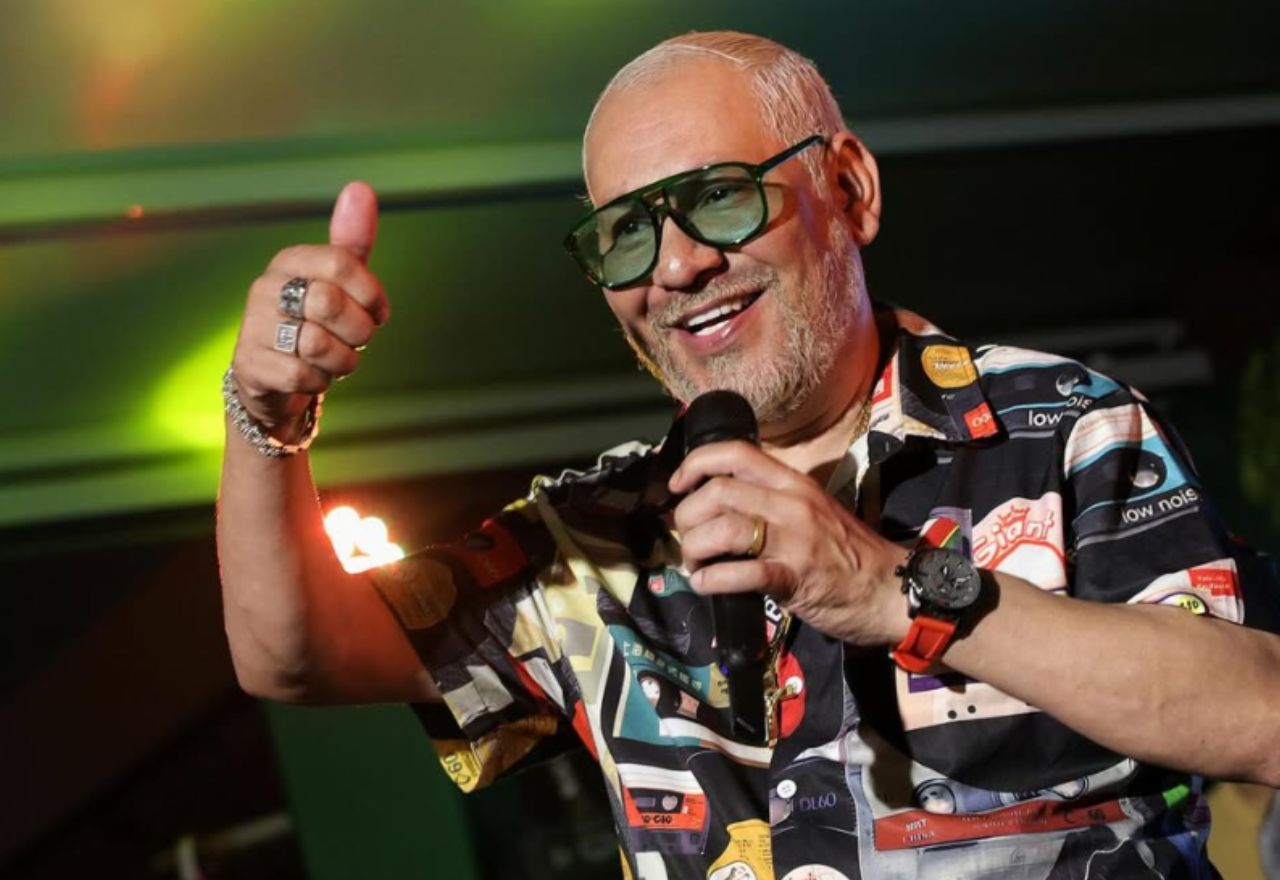 Chrigor ganhou notoriedade nacional nos anos 1990, quando assumiu os vocais do Exaltasamba - Redes Sociais / Reprodução
