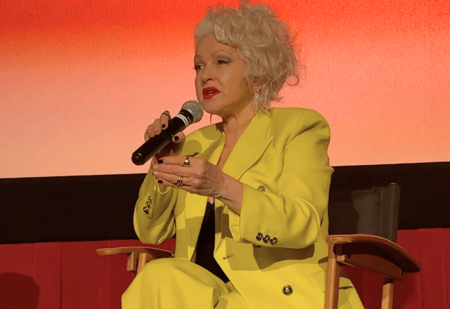 Cindy Lauper deixa sua marca em Hollywood e lança documentário antes de ir ao Rock in Rio