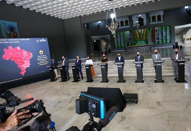 Anúncio de fase vermelha em SP foi "desenhado" em dia de recordes Anúncio de fase vermelha em SP foi "desenhado" em dia de recordes