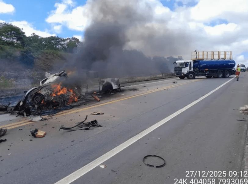 Colisão frontal na BR-101 deixa 10 mortos em Mucuri, no Sul da Bahia | Foto: Divulgação Prf