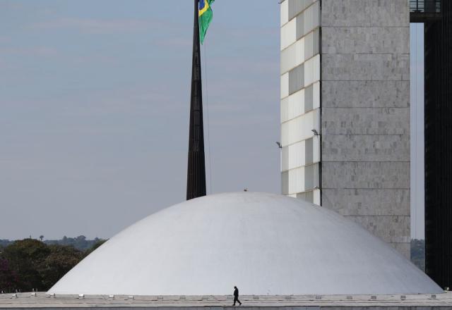 Com prazo curto, transição tenta correr com PEC; veja como é tramitação