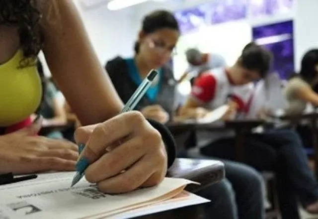 São ofertadas 6.640 vagas em 21 órgãos públicos federais | Agência Gov