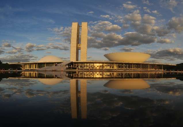 Congresso e STF decretam luto oficial de 3 dias em memória às vítimas da Covid-19