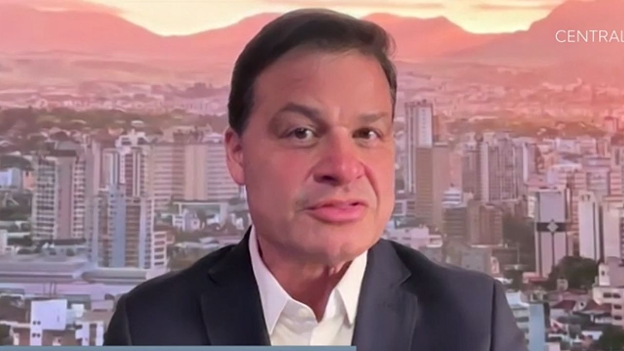 Aliado De Ratinho Jr Evita Polarizacao Briga De Brasilia