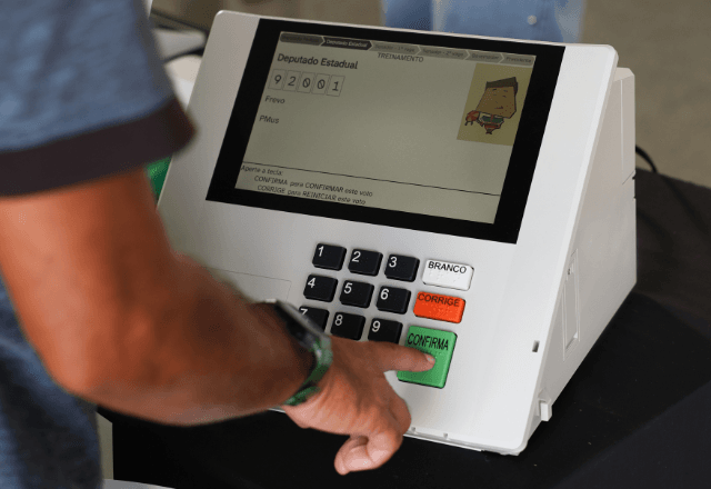 Votar nas eleições valerá como prova de vida para INSS Votar nas eleições valerá como prova de vida para INSS