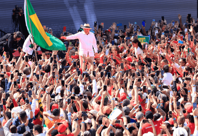 Primeiro ato de campanha do presidente Lula, no estádio 1º de Maio, em São Bernardo do Campo (SP) | Foto: Paulo Pinto/Agencia Brasil - 16.08.2026