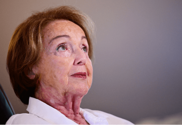 Imagem da notícia: 'Chocada', diz sobrevivente de Auschwitz após vitória da AfD Imagem da notícia: 'Chocada', diz sobrevivente de Auschwitz após vitória da AfD