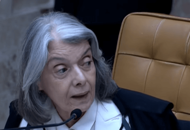 Imagem da notícia: Cármen Lúcia pede desculpas à população por crise no STF Imagem da notícia: Cármen Lúcia pede desculpas à população por crise no STF
