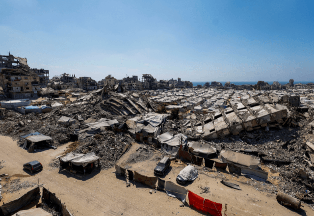 Ataques israelenses matam seis pessoas em Gaza Ataques israelenses matam seis pessoas em Gaza