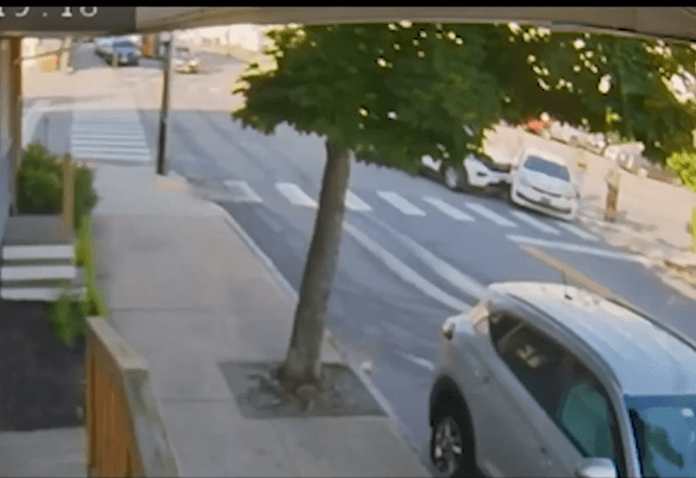 Vídeo mostra abordagem do ICE que terminou em morte no Maine Vídeo mostra abordagem do ICE que terminou em morte no Maine