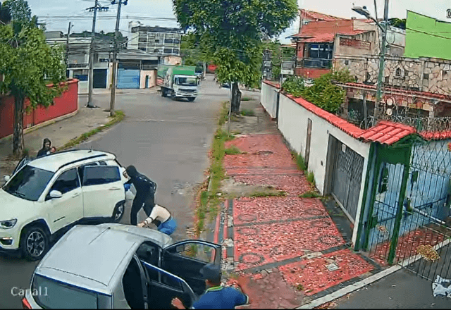 Imagens de câmeras de segurança mostram o momento em que um homem e uma mulher são sequestrados na Praça da Taninha, em Olaria, no Rio de Janeiro | Foto: Cedida ao SBT - 06.01.2025