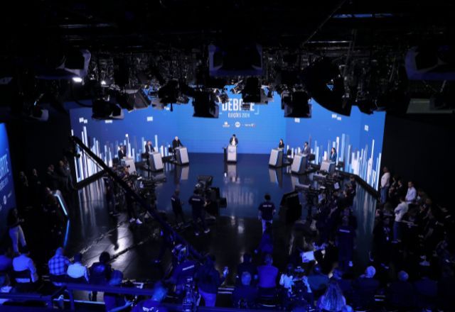 Estrutura do debate do SBT nesta sexta-feira (20) | Lourival Ribeiro/SBT e Rogério Pallatta/SBT