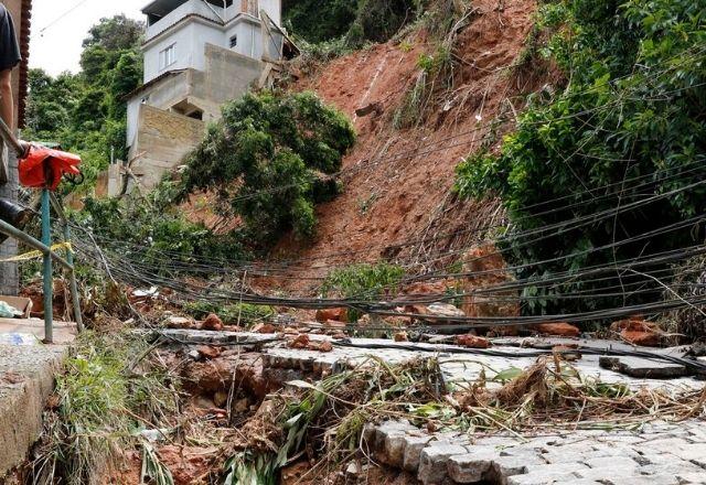 Defesa Civil já registrou 1399 ocorrências de incidentes provocados pelas fortes chuvas | Agência Brasil